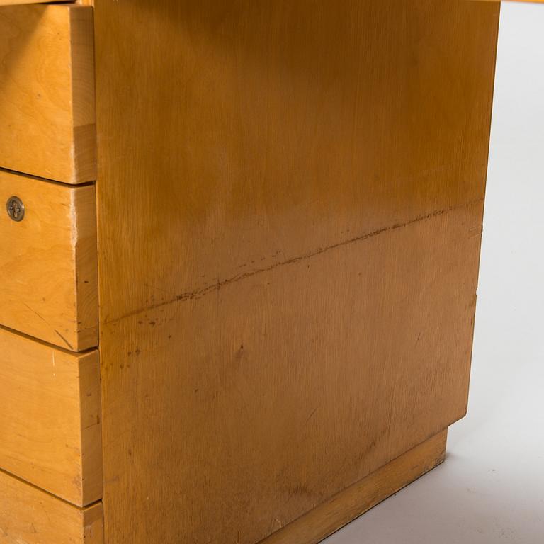 Alvar Aalto, A 1930/1940's '500' writing desk for O.Y. Huonekalu-ja Rakennustyötehdas A.B.