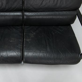 Yrjö Kukkapuro, a late 20th century 'Remmi' sofa for Avarte.