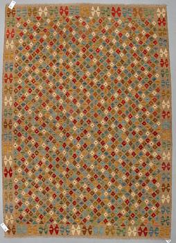 A CARPET, kilim, ca 285 x 209 cm.