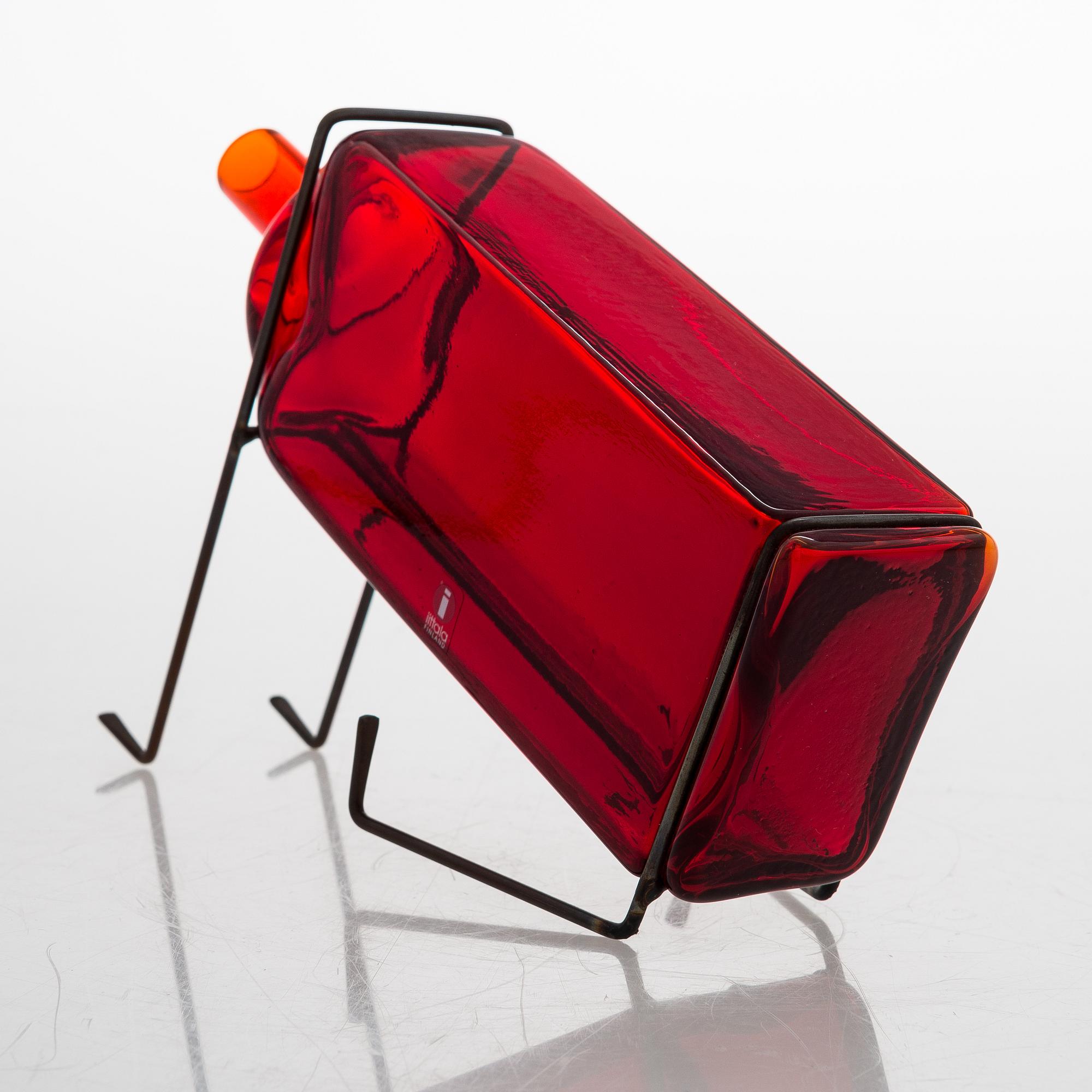 Markku Salo, Lasiveistos, "Helposti punastuva", signeerattu M. Salo Nuutajärvi.