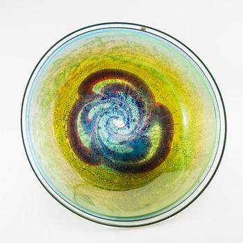 Göran Wärff, decorative bowl Kosta studio late 20th century.