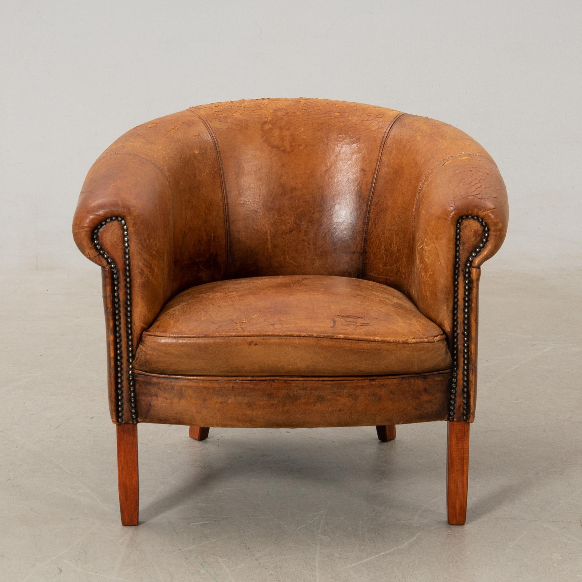 Armchair 1930s/40s.