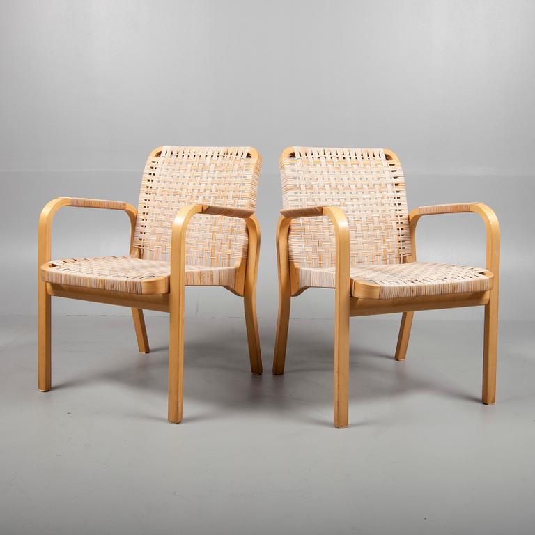 KARMSTOLAR, 6 st, modell 45, Alvar Aalto, Artek. 1900-talets senare hälft.