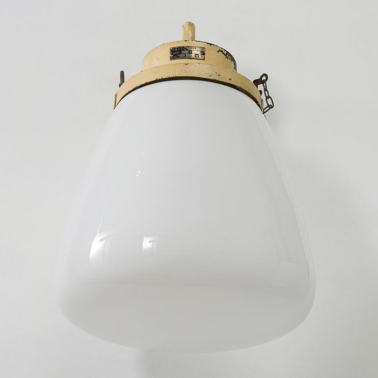 Paavo Tynell, a 1930s wall light model 2305 for Taito.