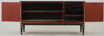 SIDEBOARD, gustaviansk stil, 1900-tal.