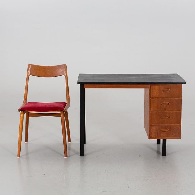 STOL Design Alfred Christensen för Slagelse mobelvaerk, Danmark, modell 370, etikettmärkt, teak samt skrivbord 1960-tal.