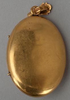 MEDALJONG, guld 18K samt pärlor, Gustaf Dahlberg, Malmö 1887. Tot. vikt ca 15,9 g.