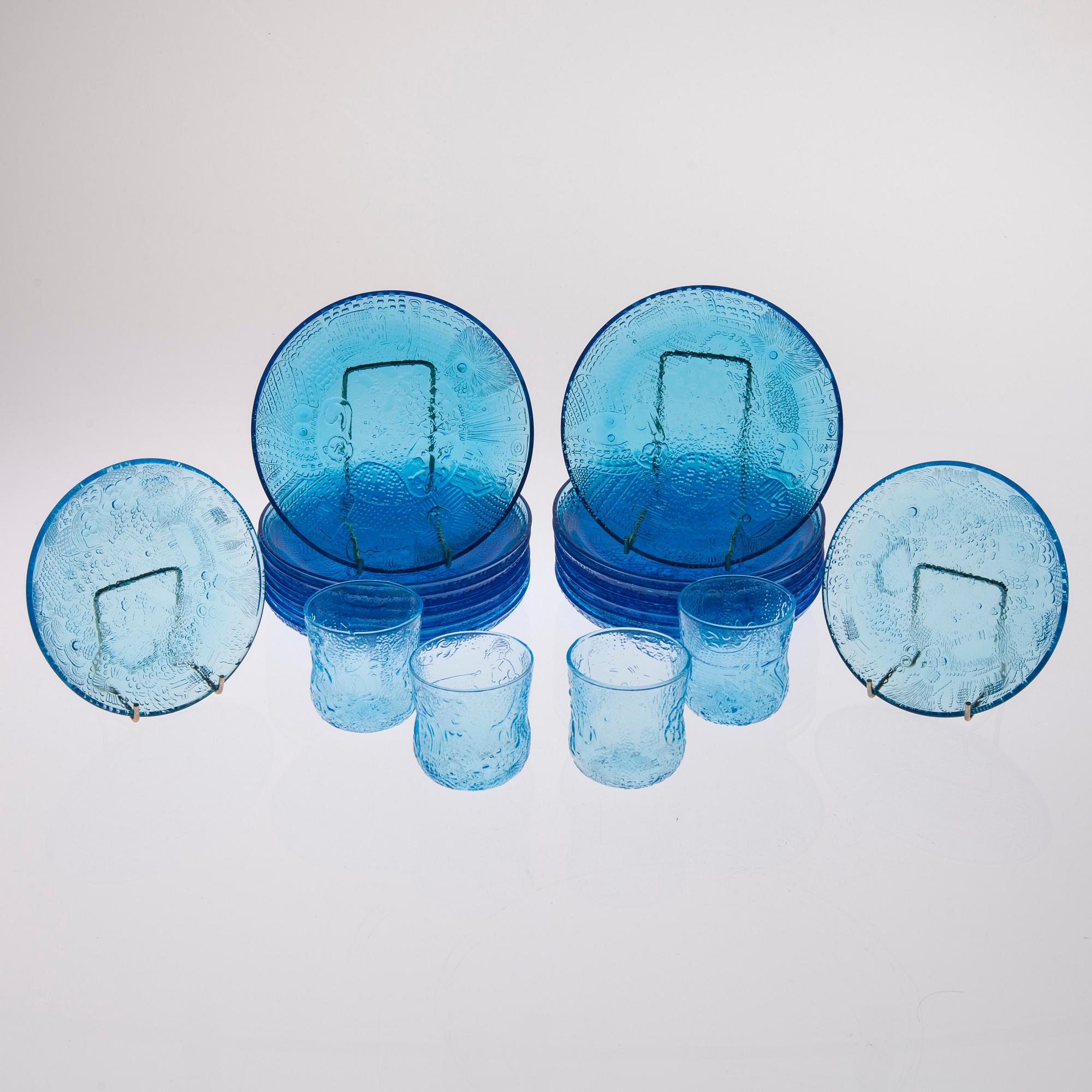 GLASSERVIS, 20 delar, "Fauna", Oiva Toikka, Nuutajärvi. 1970/80-tal.