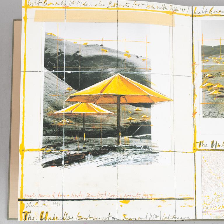 Christo, Book, "The Accordion-Fold Book for The Umbrellas (Japan and U.S.A), Bedfords Arts Publisher, 1991.