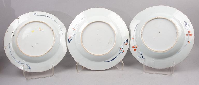 TALLRIKAR, 3 st, porslin, Kina, 1700-tal.