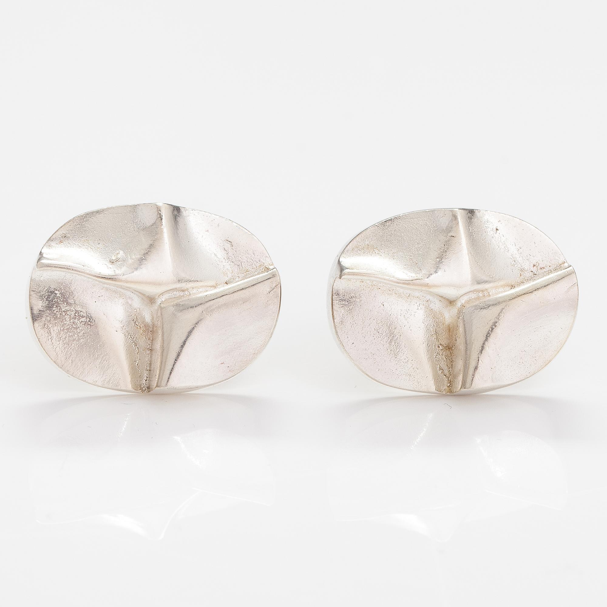 BJÖRN WECKSTRÖM, A pair of sterling silver cufflinks "Seen on Mars". Lapponia 1971.