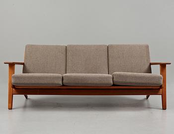 SOFFA, "GE-290", Hans J Wegner, Getama, Danmark, 1900-talets andra hälft.