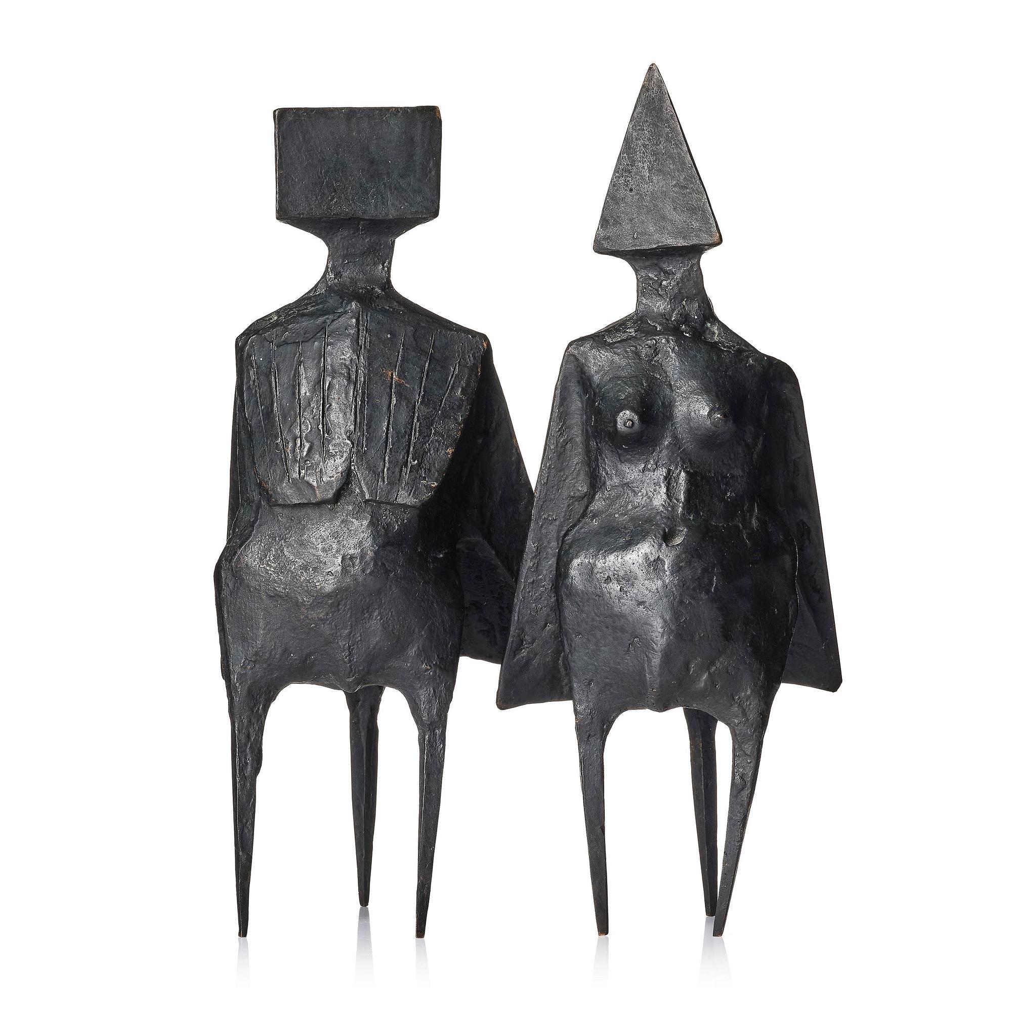 Lynn Chadwick, "Pair of standing figures".