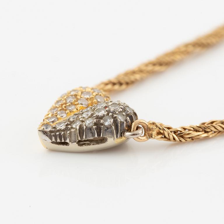 Necklace 18K gold with eight-cut diamonds.