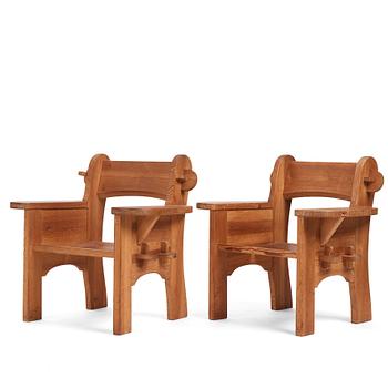 332. David Rosén, a pair of Swedish Modern 'Berga' pine armchairs, Nordiska Kompaniet, Sweden 1940s.
