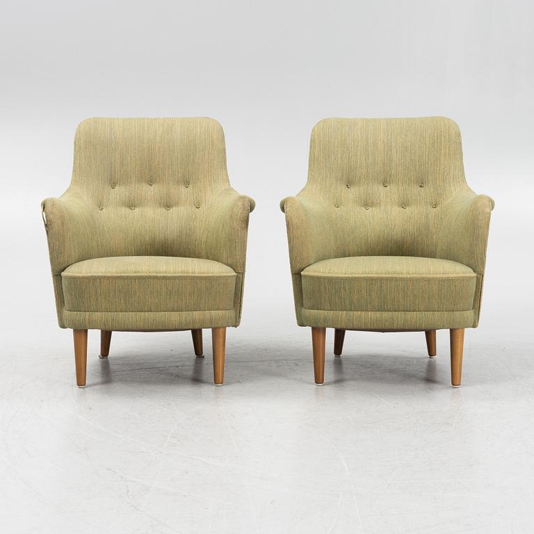 Carl Malmsten, a pair of 'Samsas' easy chairs from OH Sjögren. second part of the 20th Century.
