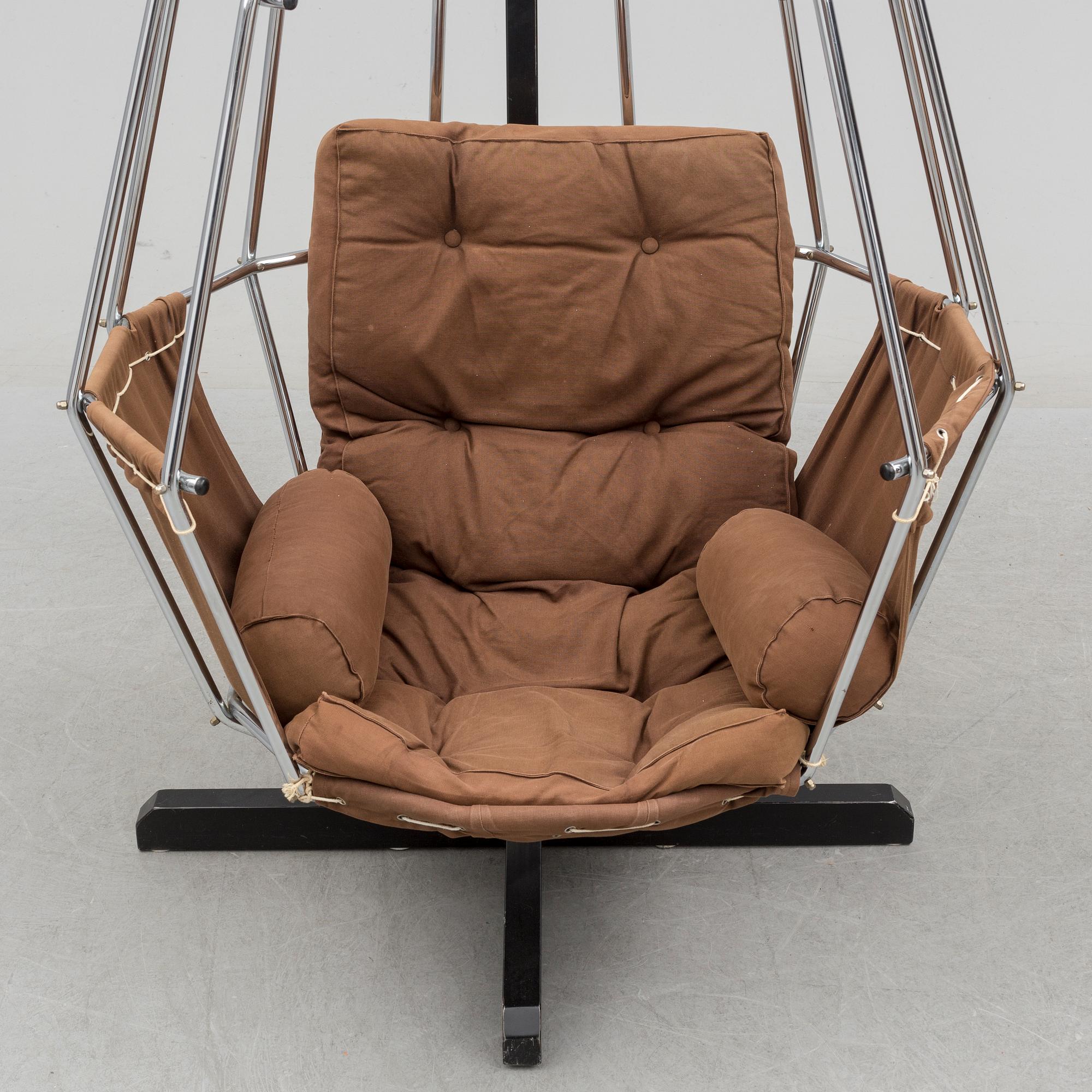 IB ARBERG, fåtölj, "Papegojan", Ibar Design AB, Jönköping, formgiven 1970-71.