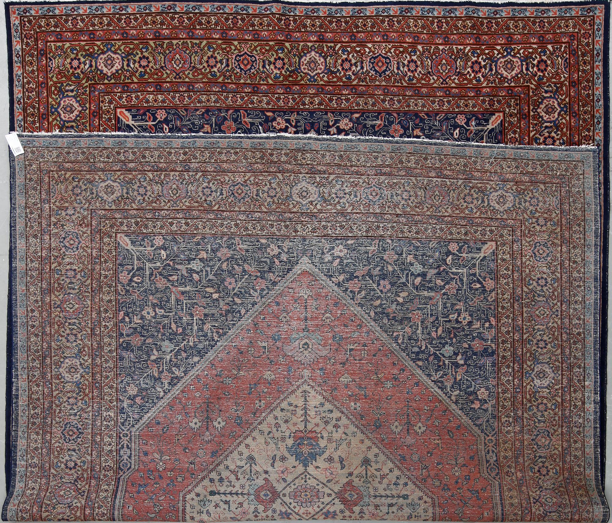 MATTA, semaintik, Täbris, ca 390x252 cm.
