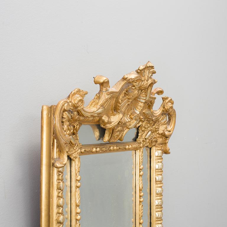 A late 19th century gilt mirror.