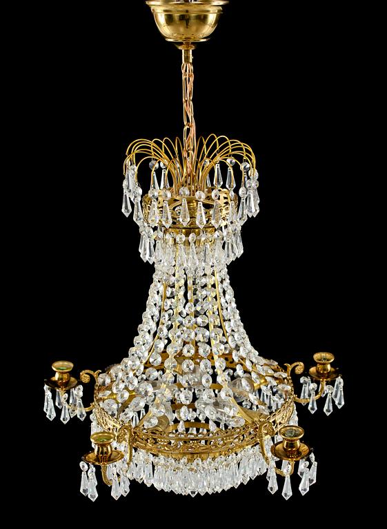 LJUSKRONA, gustaviansk stil, 1900-talets andra hälft. Höjd ca 55 cm.