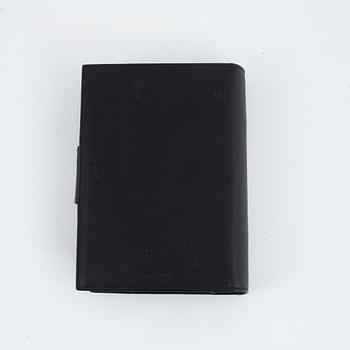 Prada, agenda.