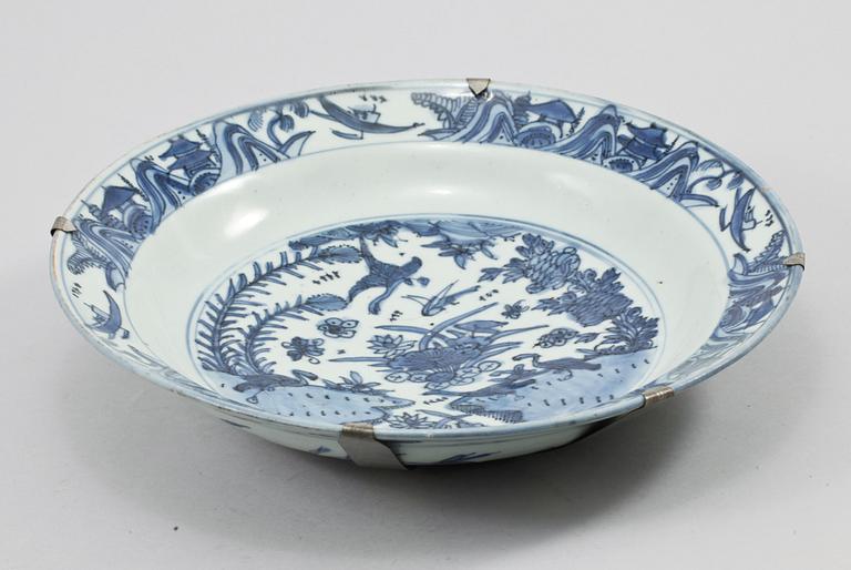 SKÅLFAT, porslin, Kina, Ming (1368-1644).