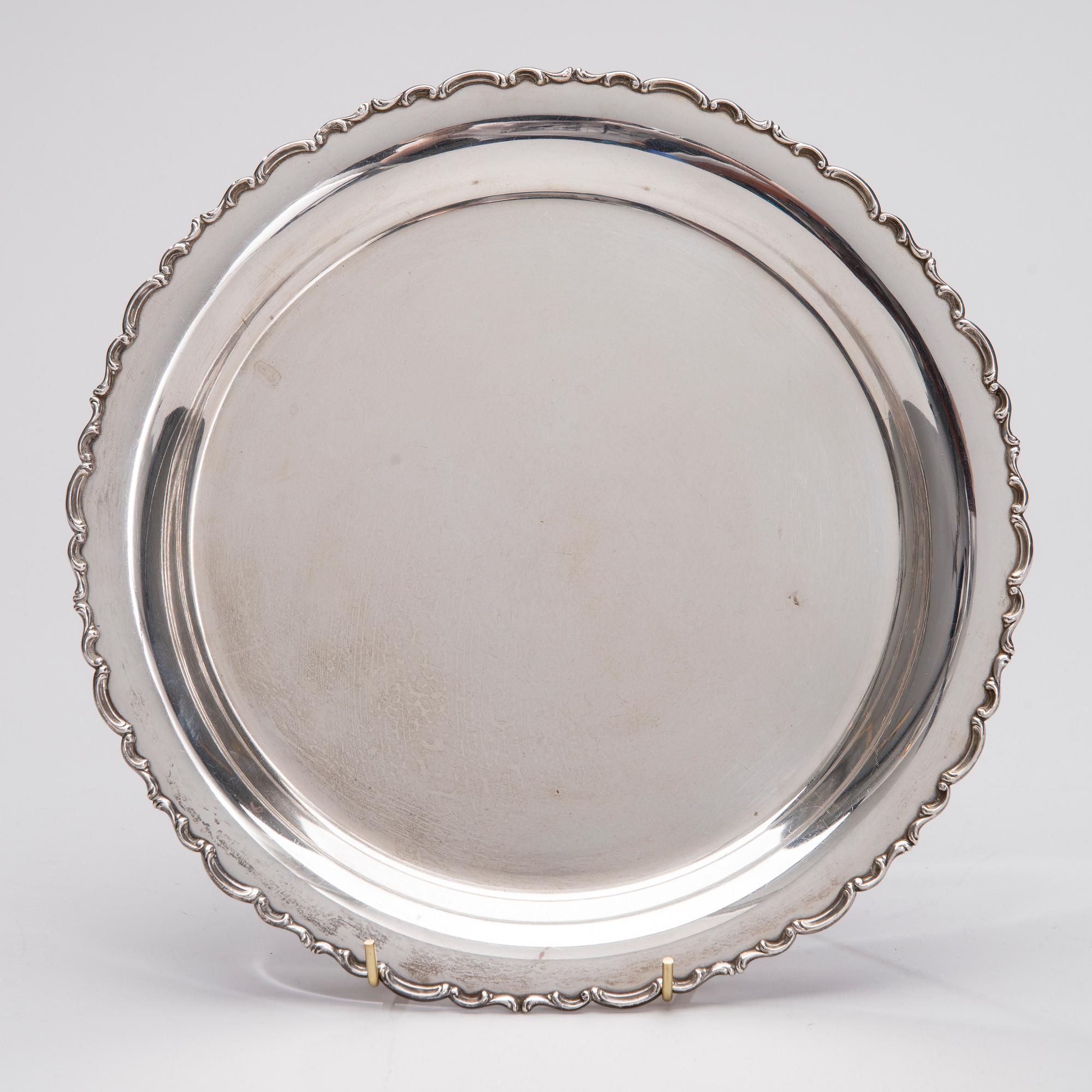 BRICKA, silver, Kultakeskus, Tavastehus, 1951. Vikt 585,9 g.