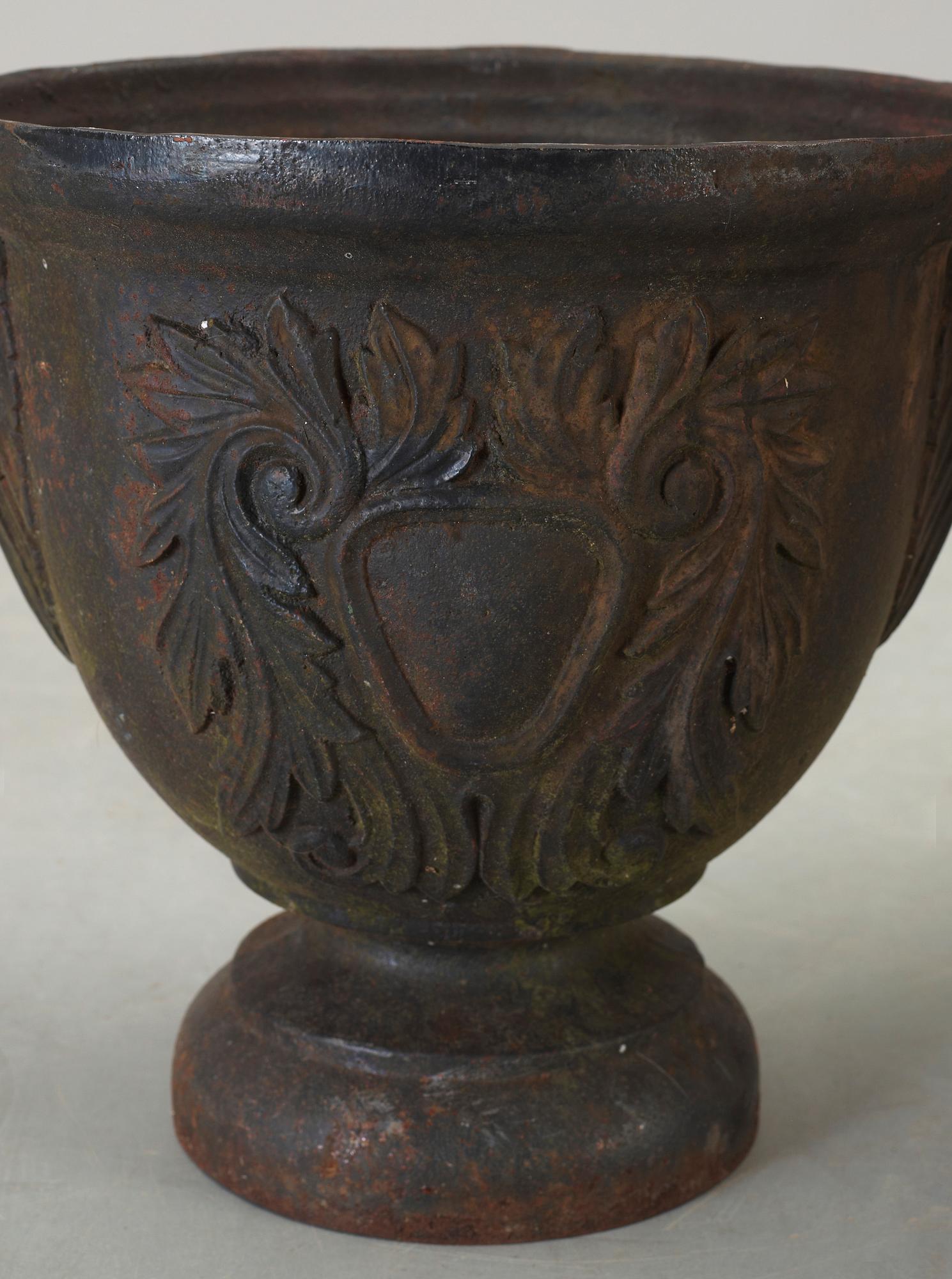 YTTERFODER, ett par, Svartmålat gjutjärn, Barockstil, Vattholma bruk, 1800-tal.