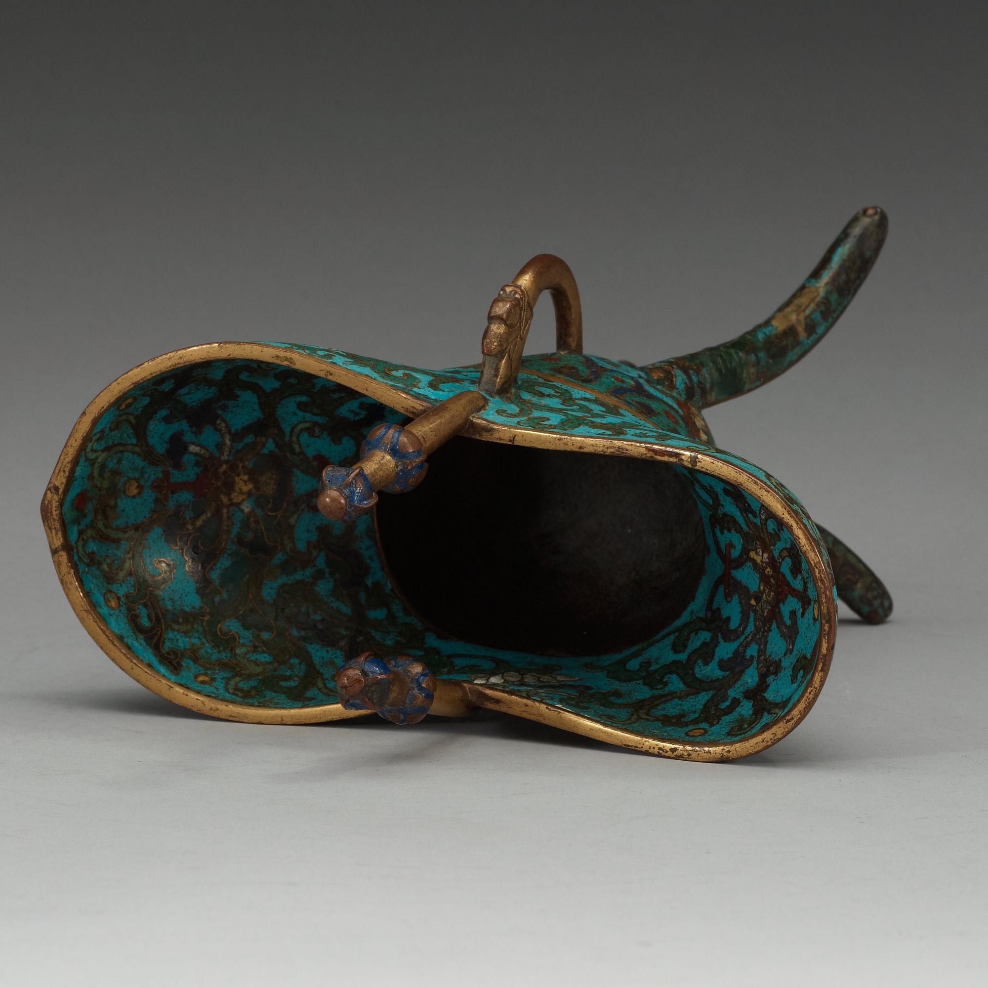 OFFERKÄRL, cloisonné. Qing dynastin (1644-1912).