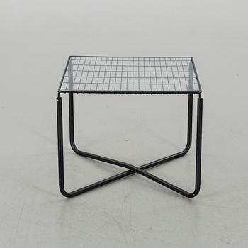 NIELS GAMMELGAARD, bord samt två fåtöljer "Järpen" för IKEA inköpt 1983.