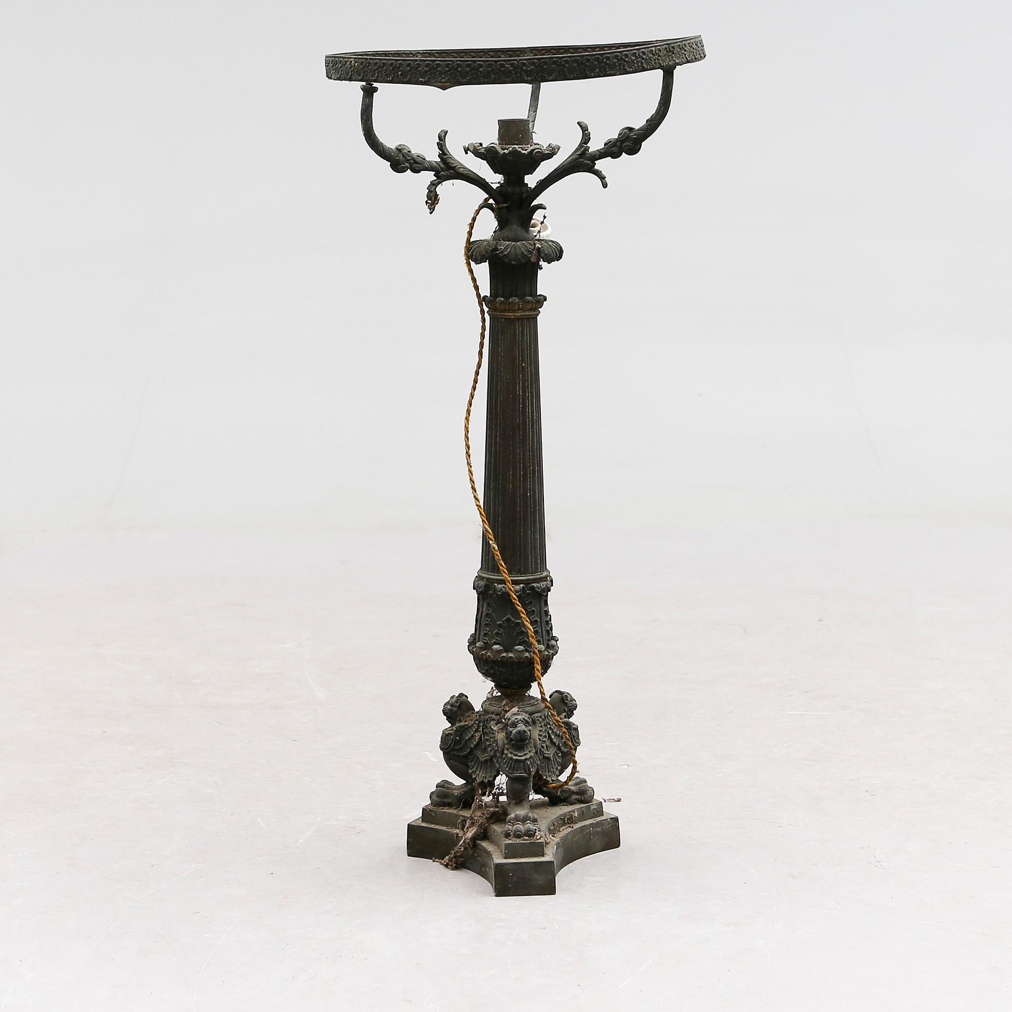 BORDSLAMPA, brons, empire, 1800-tal.