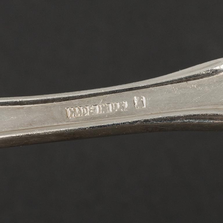 BESTICKSCHATULL, med bestickservis 124 delar, nysilver, Storbritannien.