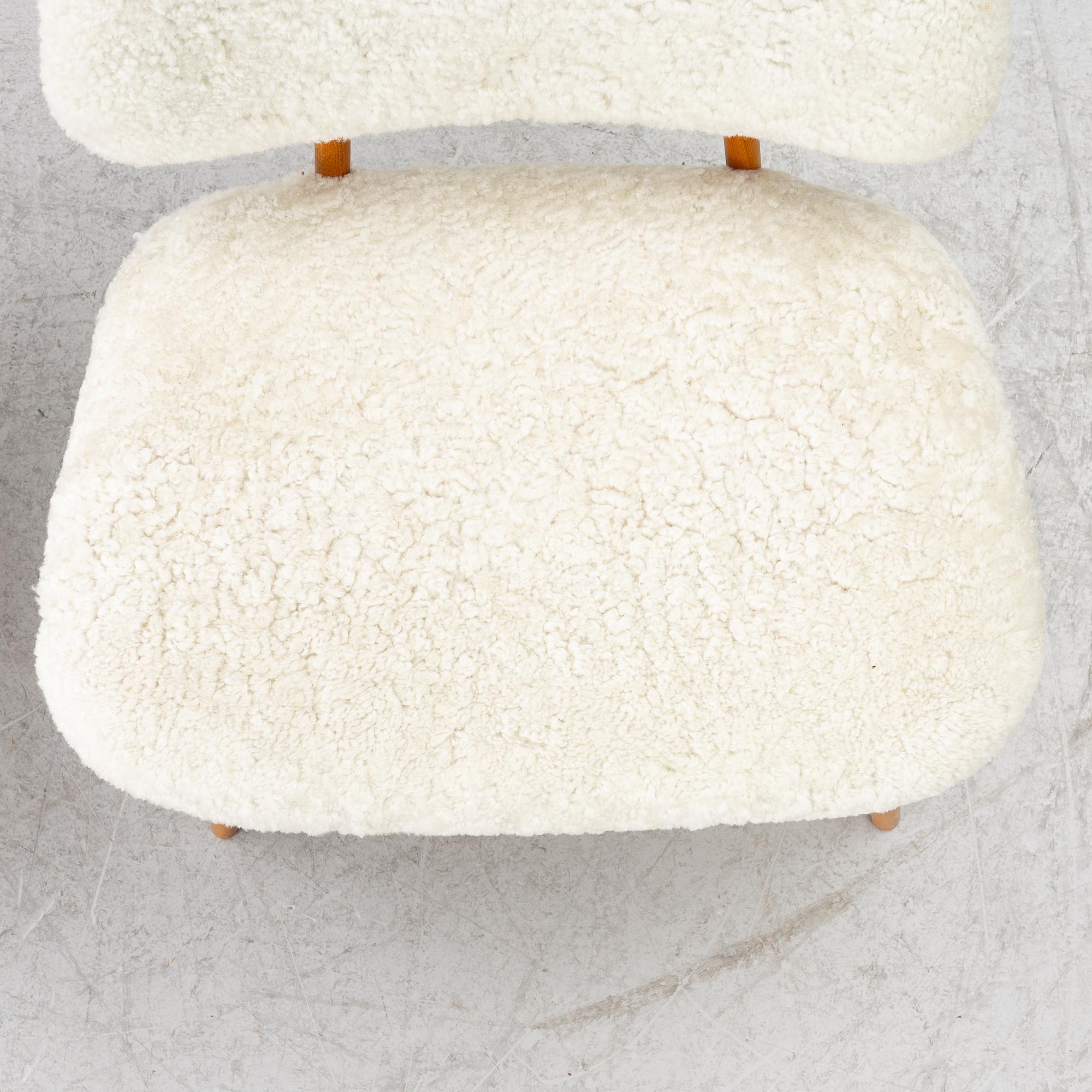 Alf Svensson, Armchairs, a pair, “TeVe”, Bra Bohag, Studio Ljungs Industrier AB, Malmö, 1950s.