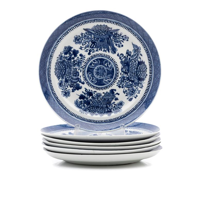 Plates, 6 pcs, porcelain, China, Qing dynasty, Qianlong (1736-95).