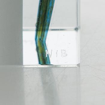 Oiva Toikka, a glass Jubilee Cube, signed and numbered Oiva Toikka Nuutajärvi Notsjö, 45/500 NIB.