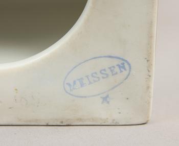BORDSLAMPA, 1900-tal, porslin.