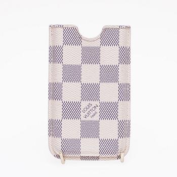 FODRAL, Louis Vuitton.