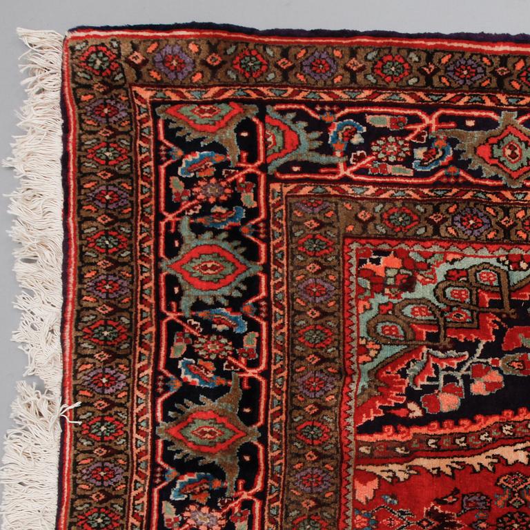 MATTA, Bidjar, 1900-talets sista del, 332 x 260 cm.
