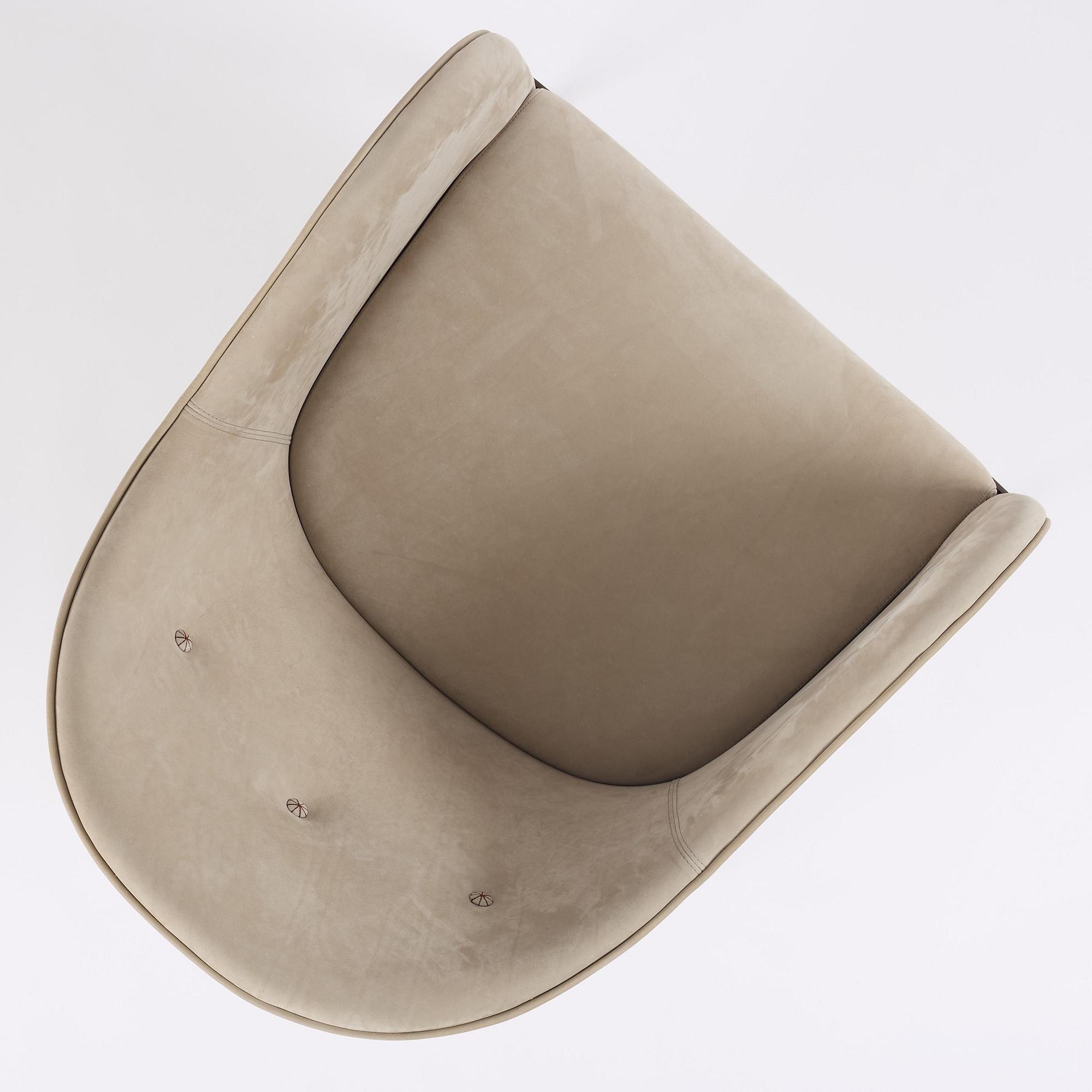 Mats Theselius, fåtölj, "Grace", ed. 218/223, Källemo, Värnamo, efter 2023.