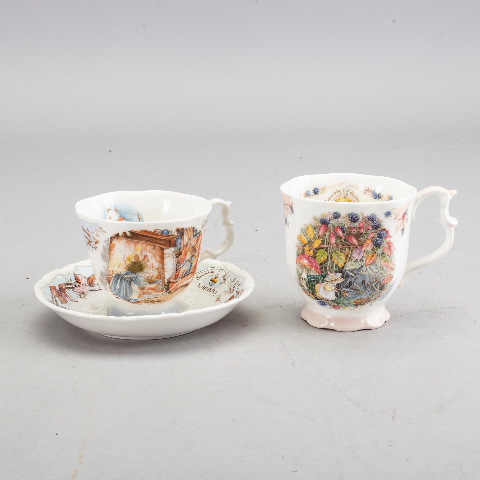 ROYAL DOULTON, porslin, 18 delar,  te- och kaffeservis,  Brambly Hedge, England, 1980-tal.