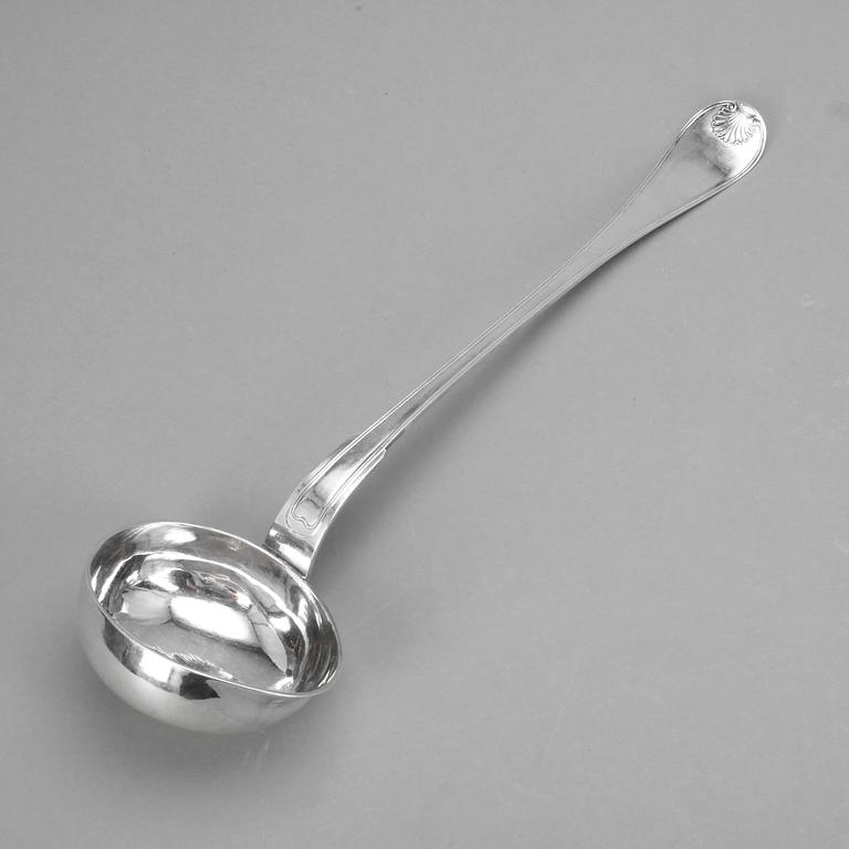 SOPPSLEV, silver, Anders Lundqvist, Stockholm, 1828. Vikt ca270g.