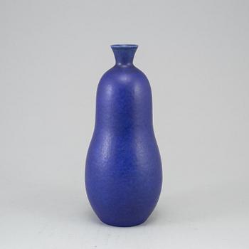 CARL-HARRY STÅLHANE, a unique stoneware vase, Rörstrand, Sweden 1940's.