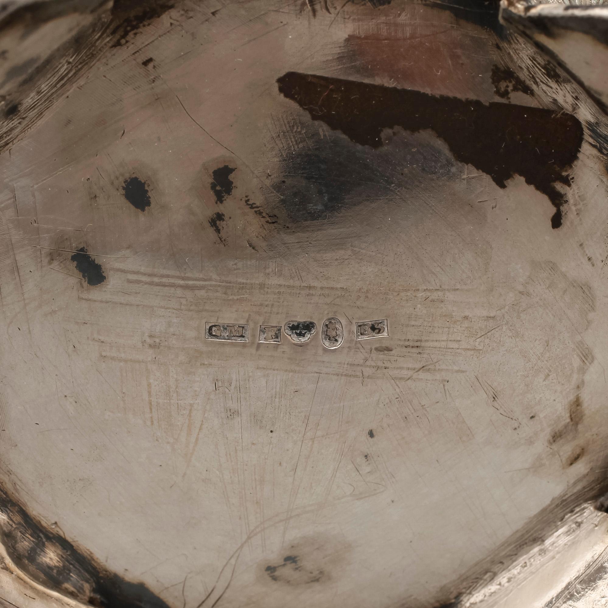 KANNA, silver, nyrokoko, Gustaf Möllenborg, Stockholm, 1856. Vikt ca 400 gram.