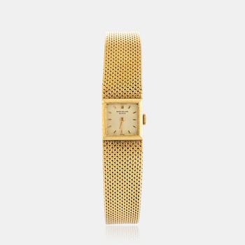 1090. A Patek Philippe ladies wristwatch.