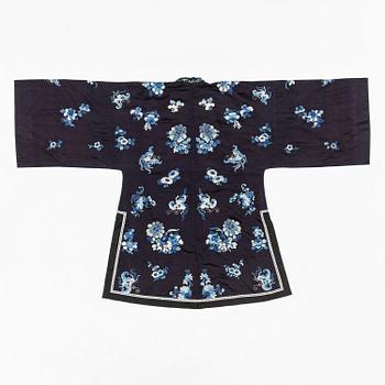 A Chinese embroidered silk robe, 1920's.