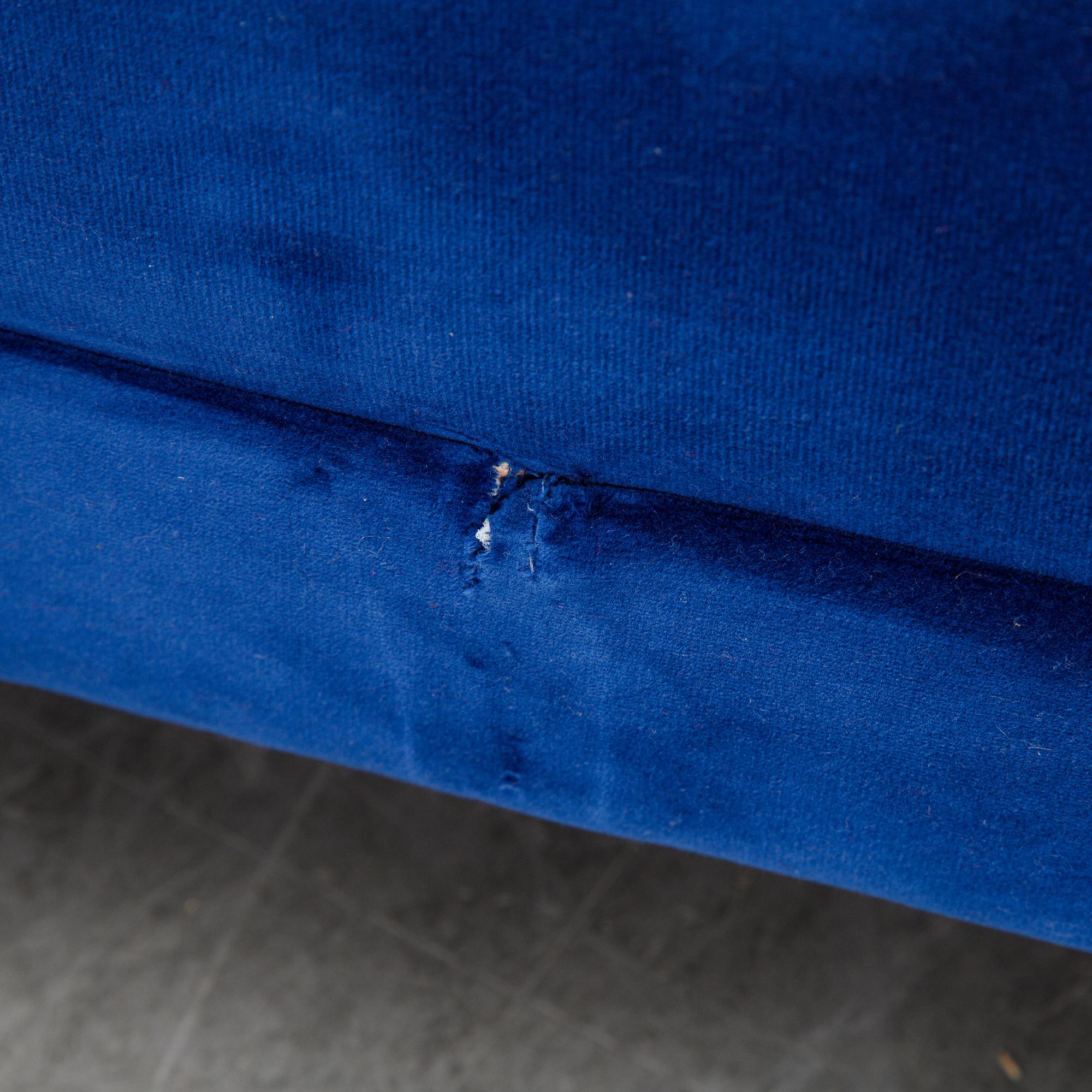 Josef Frank, a 'Liljevalchs' sofa, Svenskt Tenn, Sweden, recent production.