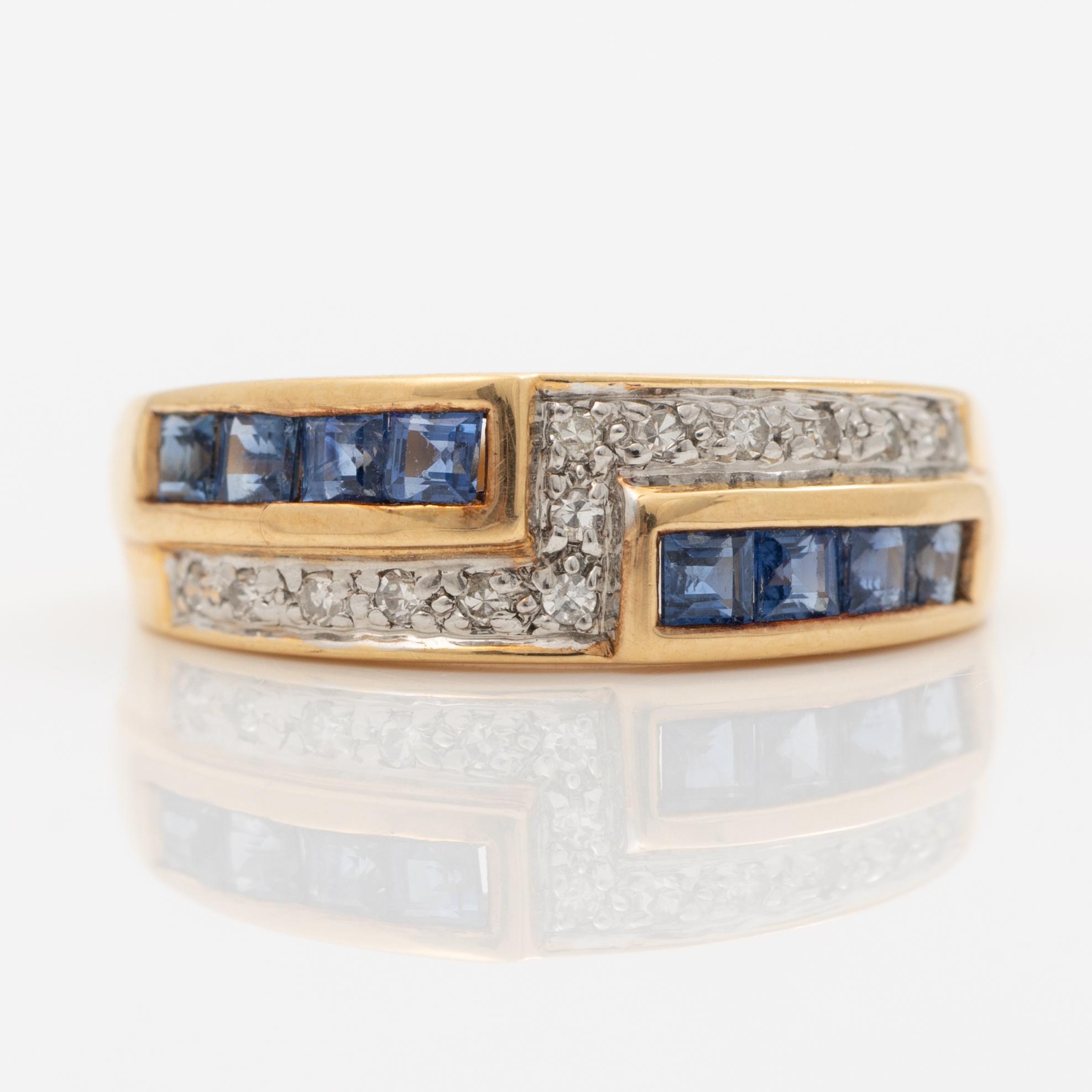Ring, 18K gold with sapphires and diamonds.