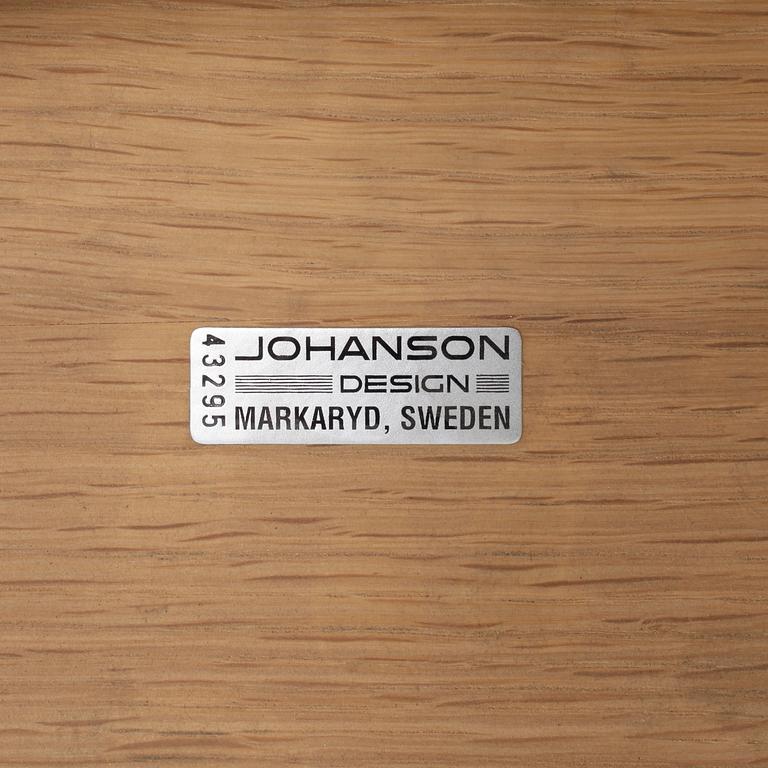 PALLAR, 2 st snarlika, "Bison", Johanson Design. 1900-talets andra hälft.