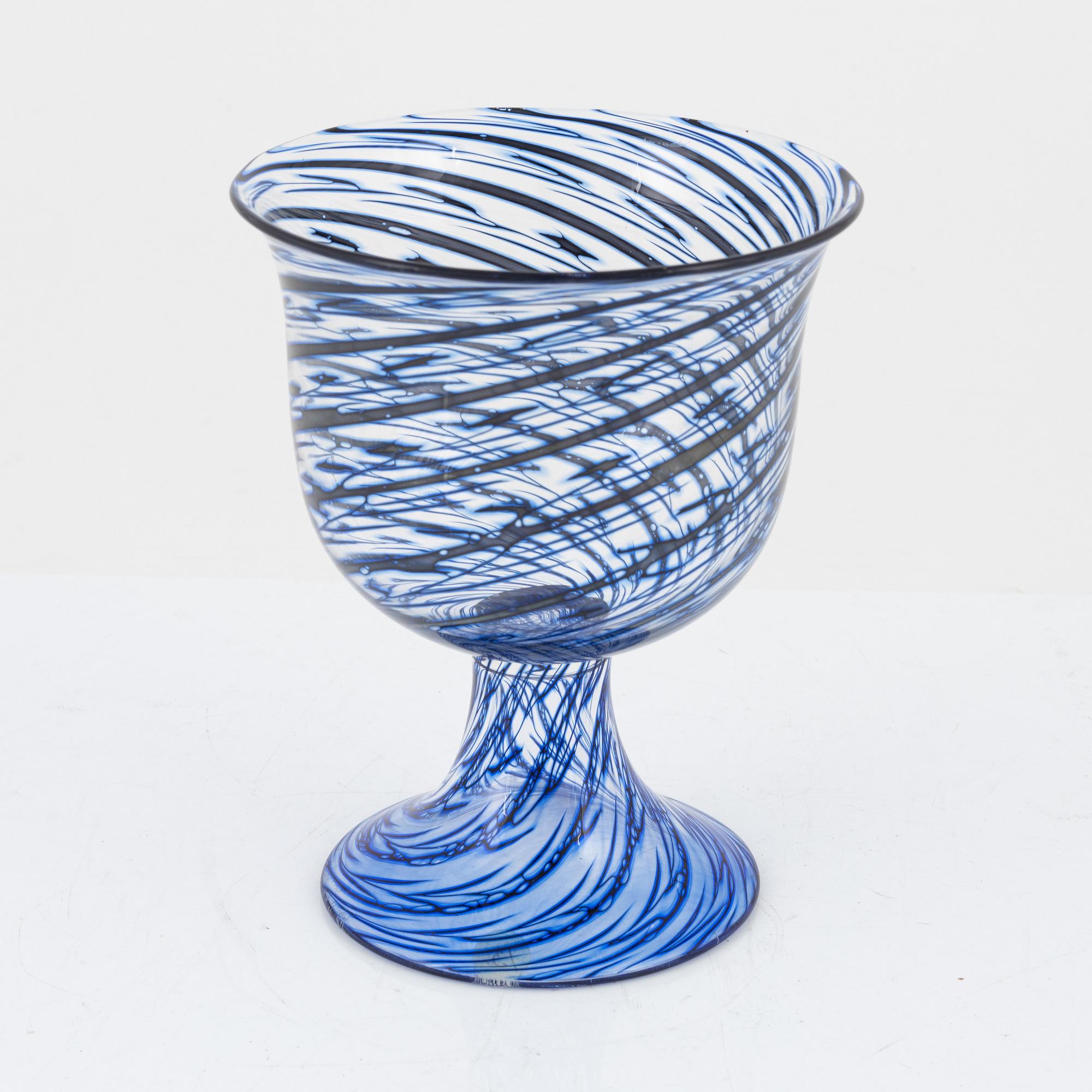 Eva Englund, pokal, graal, Orrefors Gallery, 1982.