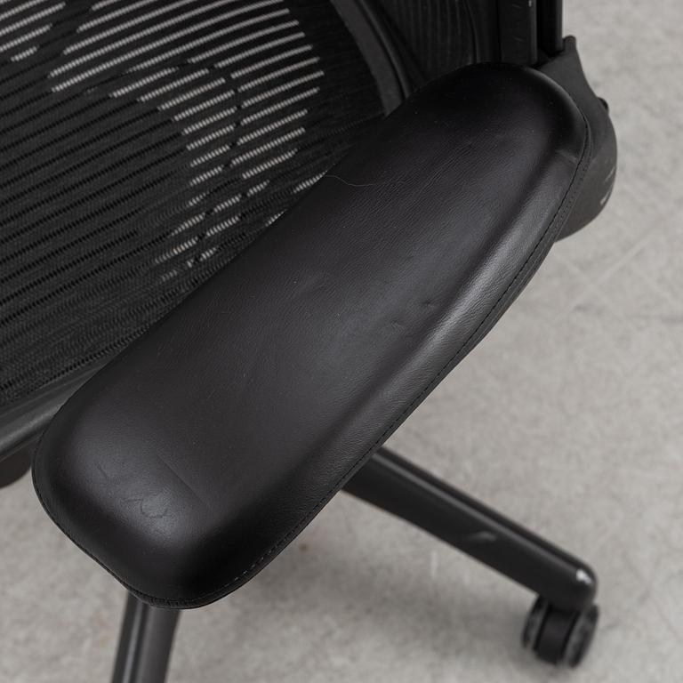 Don Chadwick/Bill Stump, skrivbordsstol, "Aeron", Herman Miller.